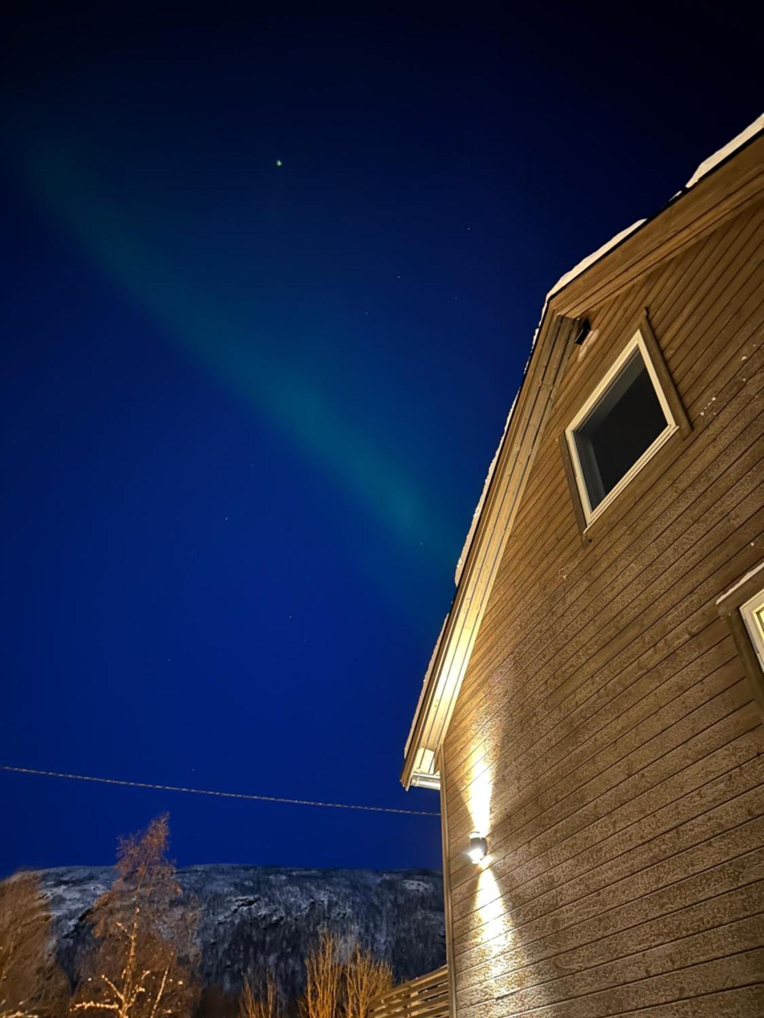 Tromsdalen Aurora Apartments トロムソ エクステリア 写真